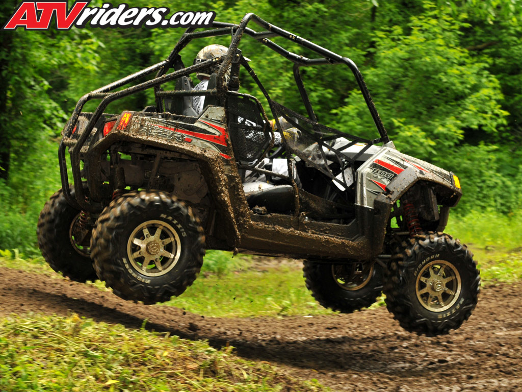 polaris-rzr-s-800-sport-utv-jump.jpg