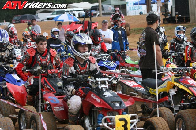 2007-03-atv-race-staging
