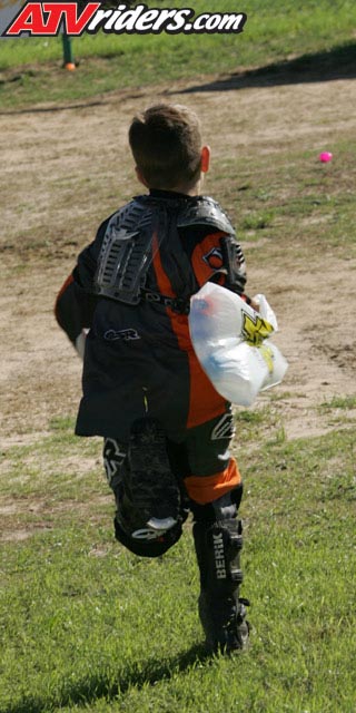 2007-03-egg-hunt-dash