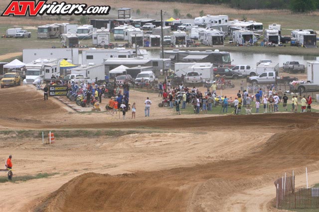 2007-04-atv-race-track-start