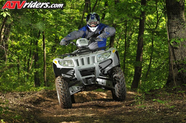 arctic-cat-atv-700-32