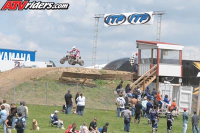 women-atv-2575