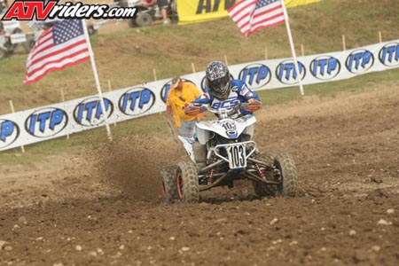 women-atv-0880