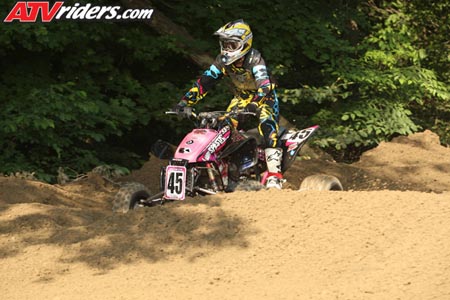 women-atv-9476
