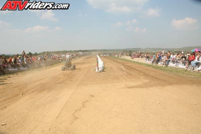 atv-wheelie-h-3474