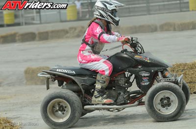 03-women-4470