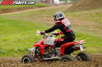 08-amateur-6517