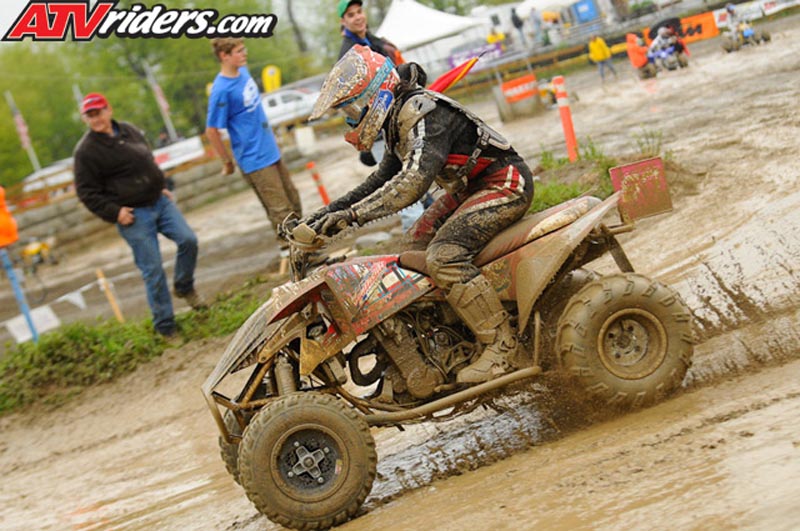 01-women-atv-6901