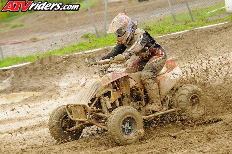 01-women-atv-6908