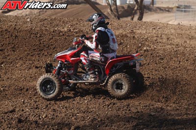 QUAD7904