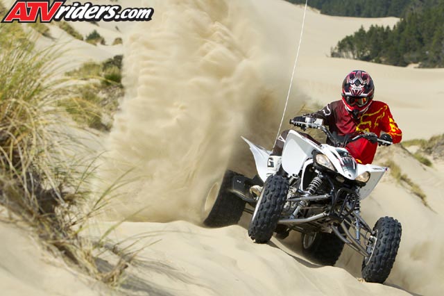 2012_YAM_YFZ450_ACP_18158