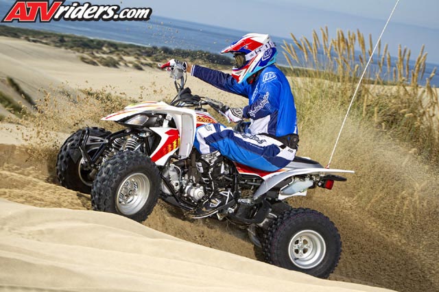 2012_YAM_YFZ450_ACP_18209