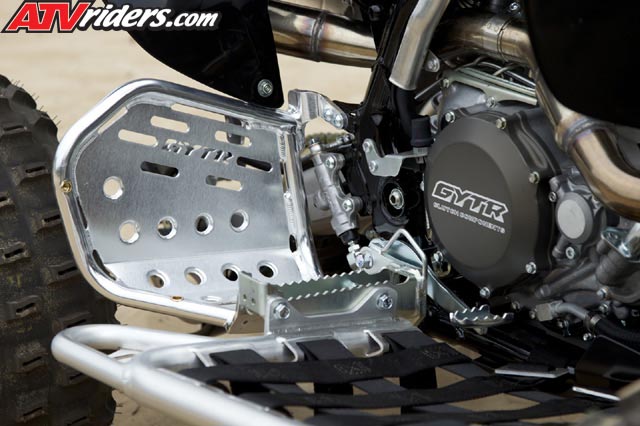 2012_YAM_YFZ450_ACP_28054