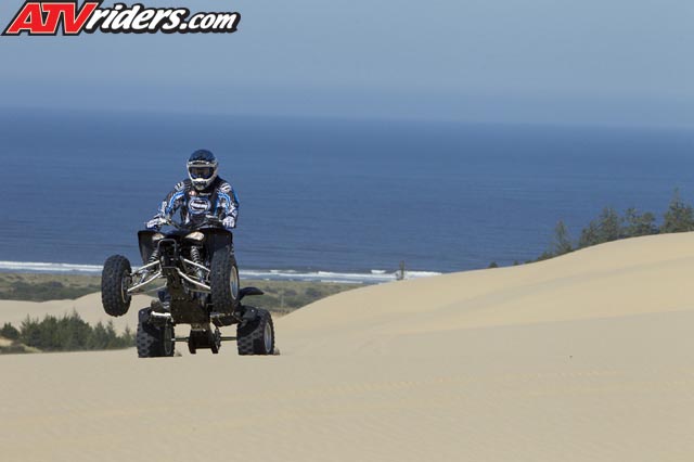 2012_YAM_YFZ450_ACP_28681