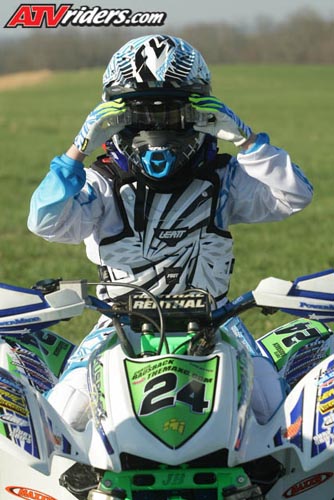 maxc-2014-01-youth-atv-3851