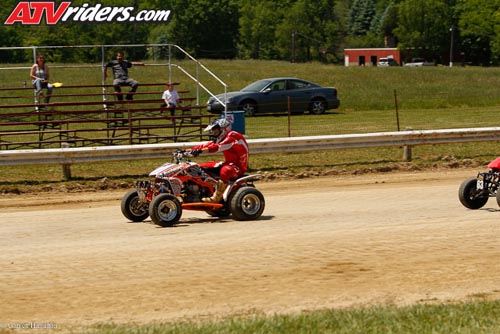needt-atv-amateur-3864
