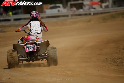 needt-04-atv-women-_JHP3572