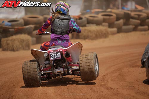 needt-racing-women-_JHP0086