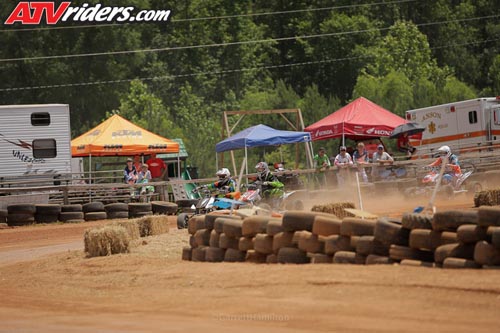 needt-racing-women-_JHP0114