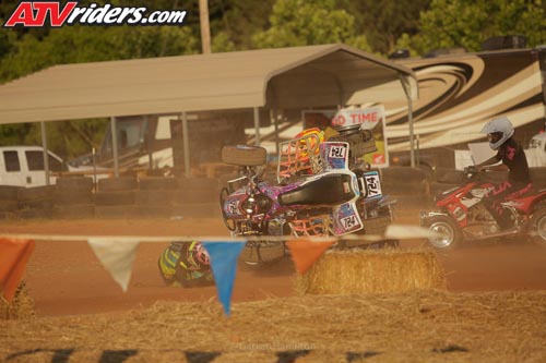 needt-racing-women-_JHP1699