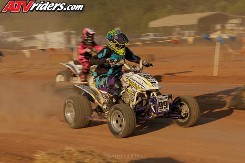 needt-racing-women-_JHP1806