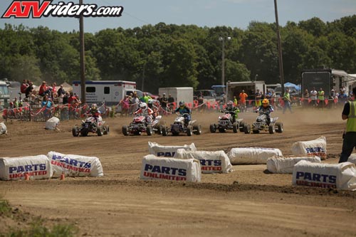 needt-racing-women-_JHP4321