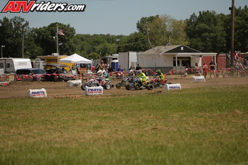 needt-racing-women-_JHP4401