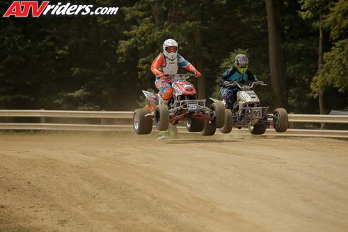 needt-racing-05-women-main-_JHP0443