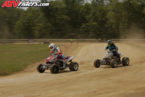 needt-racing-05-women-main-_JHP0461