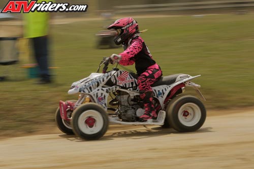 needt-racing-05-women-main-_JHP0476