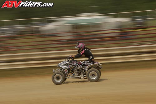 needt-racing-05-women-main-_JHP0481