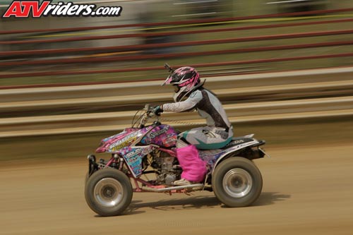 needt-racing-05-women-main-_JHP0484