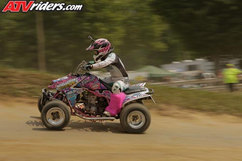 needt-racing-05-women-main-_JHP0499