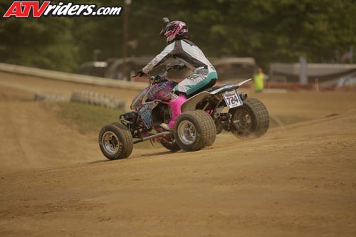 needt-racing-05-women-main-_JHP0516