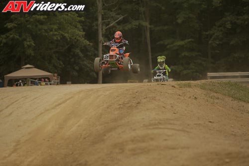 needt-racing-05-youth-main-_JHP1547