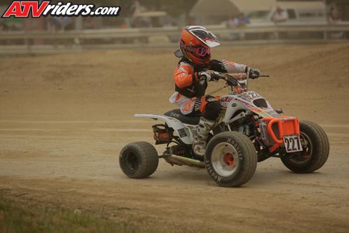 needt-racing-05-youth-main-_JHP1818