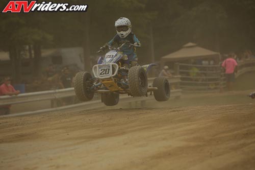 needt-racing-05-youth-main-_JHP1900