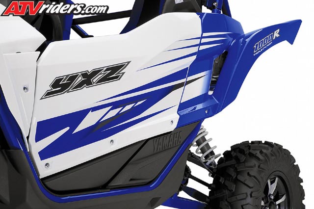 2016-yamaha-yxz-1000r-Blue_Detail_SideStyling