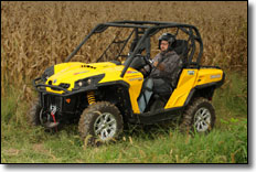 2011 CanAm Commander 1000 XT  SxS / UTV
