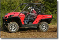 2013 Can-Am Commander DPS SxS / UTV
