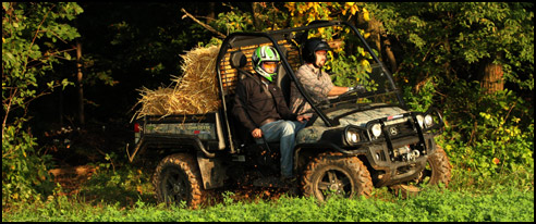 2011 John Deere Gator XUV 825i 4x4 SxS / RUV