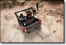 Yamaha Rhino Spotter Rock Crawl