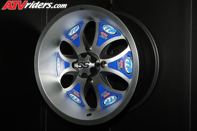 wheels-itp-system-six-atv-utv-cast-aluminum-wheel