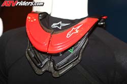 neck-brace-alpinestar-racing-brace