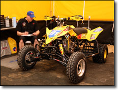 Dustin Wimmer's Suzuki LTR450 ATV Mechanic - Glenn Schlade